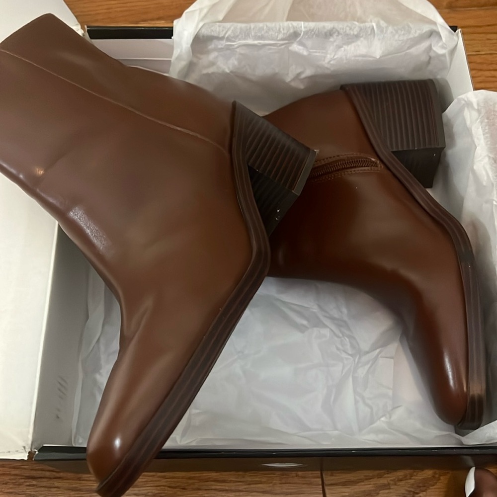 Nine West Amatto3 ankle boots Size 12